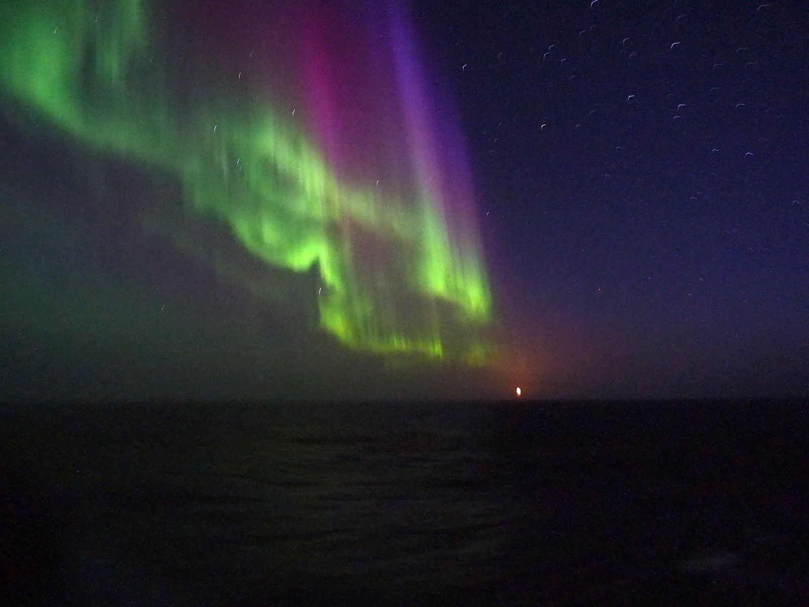 Tips for aurora photography on board a ship